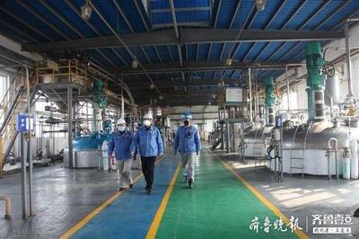 創(chuàng)新路上不停步，深耕生物化工新藍(lán)?！浬綎|匯海醫(yī)藥化工常務(wù)副總經(jīng)理姜福元